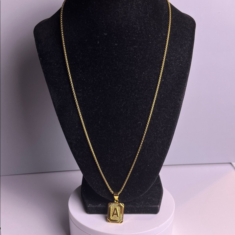 Gold tone Letter initial "A" block necklace